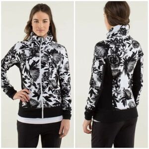 lululemon Calm & Cozy Jacket in Brisk Bloom Size 4